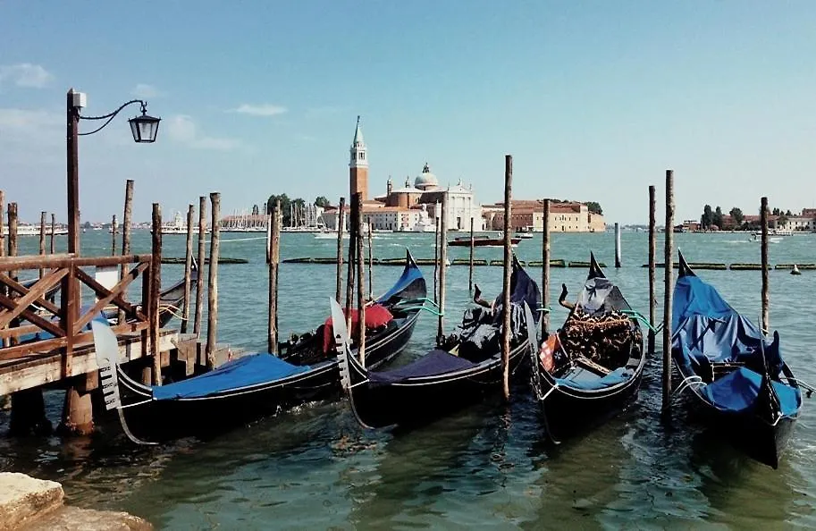 Venice 410 San Polo Roky Wifi Center City 0*,